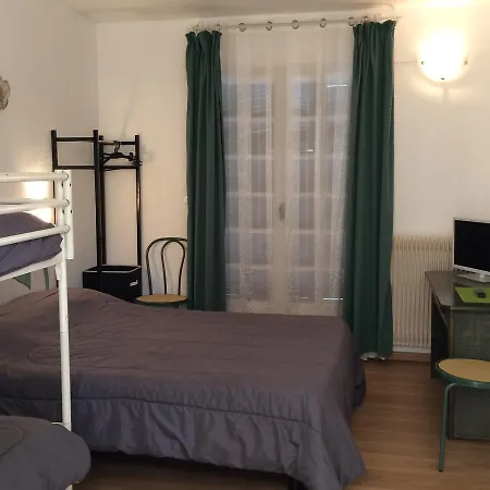 Pilotel 2* Antibes